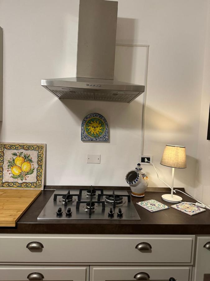 La Kalsa Di Somavi Apartment Palermo Luaran gambar